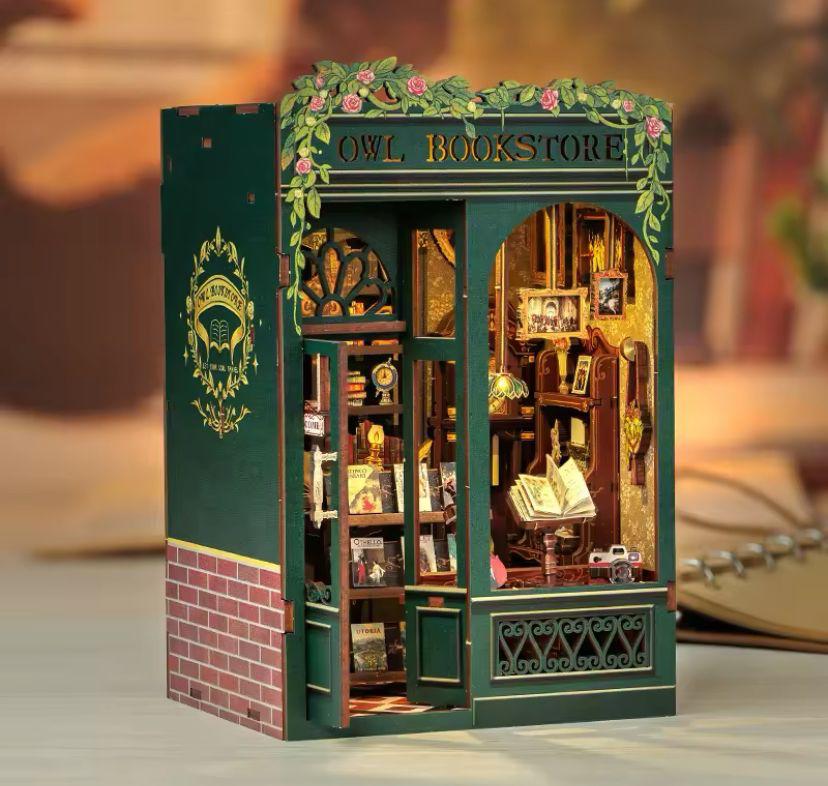 Owl bookstore book nook