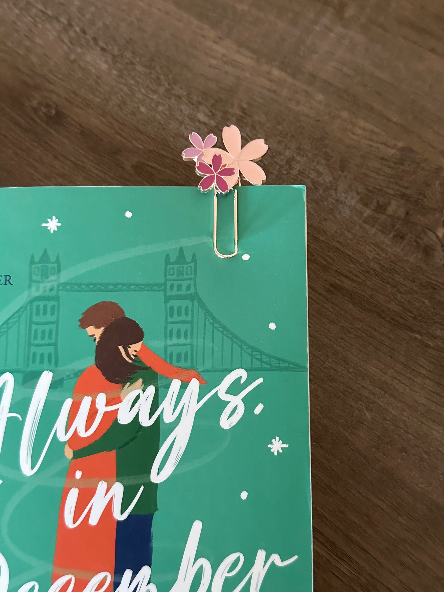 Flowery book clip